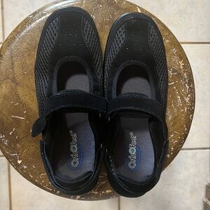 Women’s Casual Sanibel: Black OrthoFeet Shoes. Size 9.5 Wide